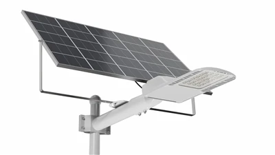 Le luci solari luminose illuminano le strade del villaggio